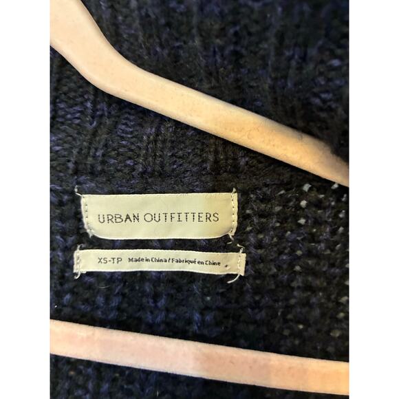 Urban Outfitters Slouchy Casual Dark Cardigan Waffle Cable Knit Oversized XS - Picture 2 of 5